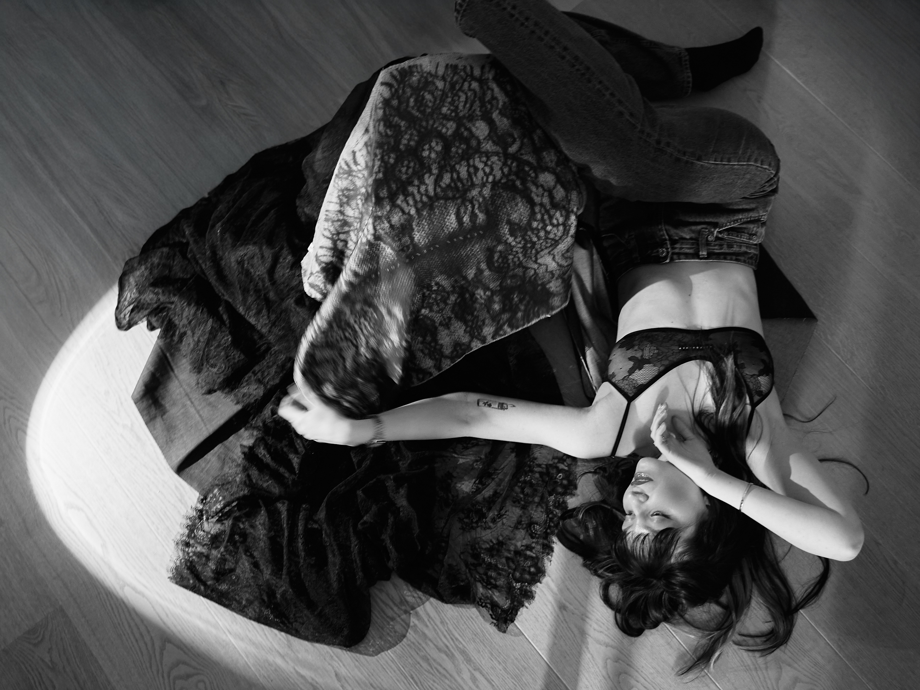 Bandana styled in black and white