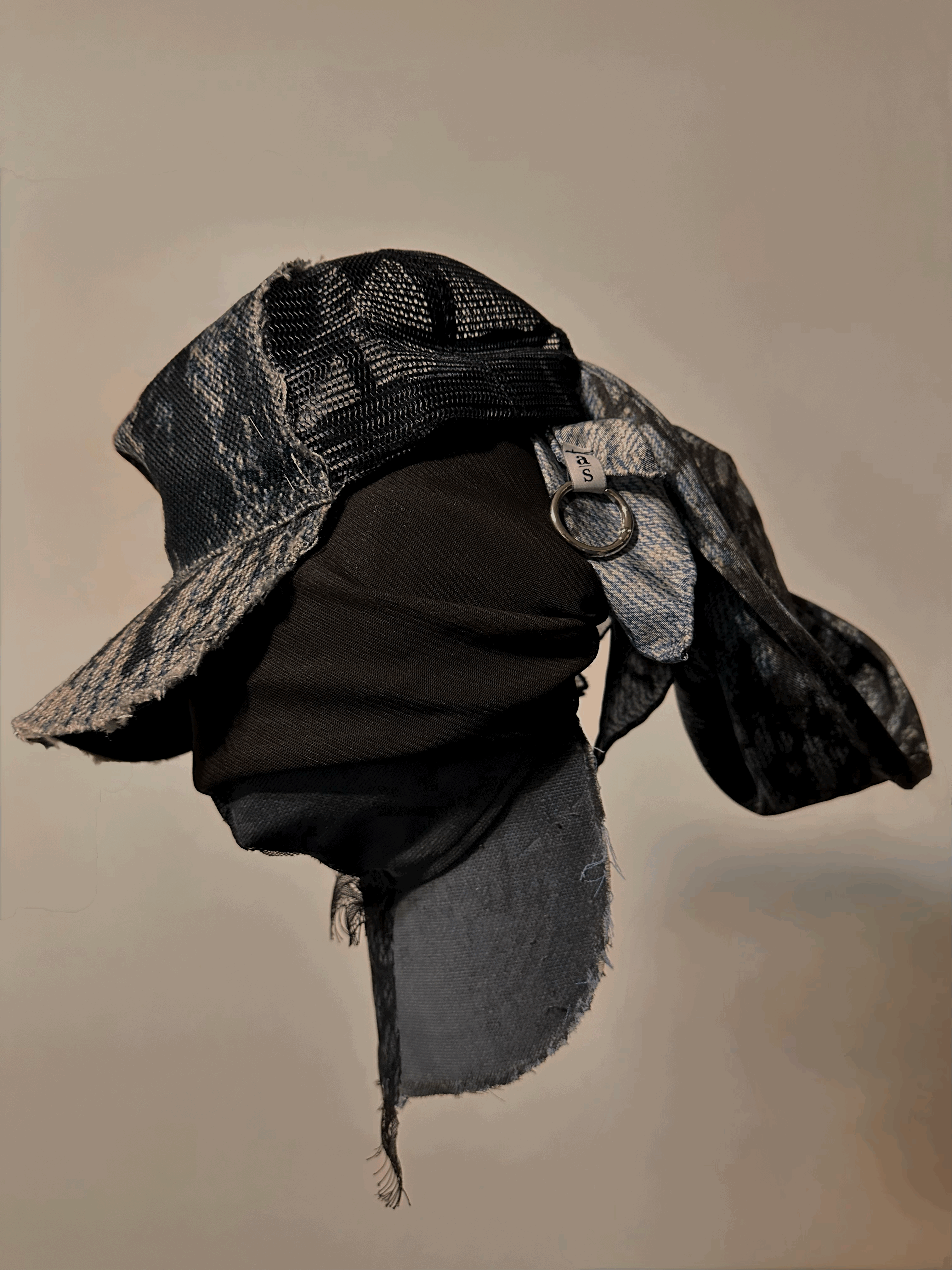 Lace-Cap